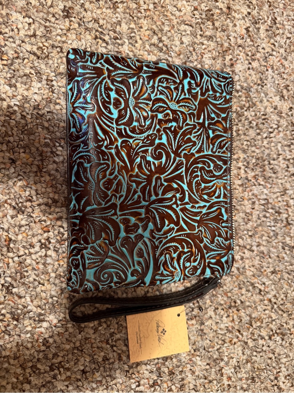 NWT PATRICIA NASH - Tooled Floral Wristlet Clutch in Turquoise and Brown